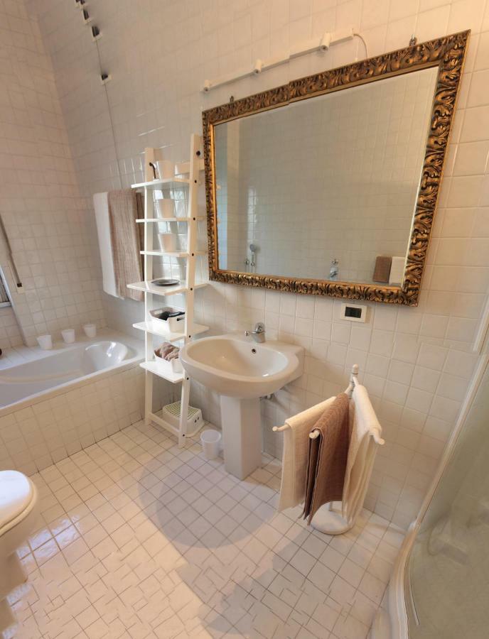Luminous Stylish Quiet 150M2, Tre Torri Leilighet Milano Eksteriør bilde